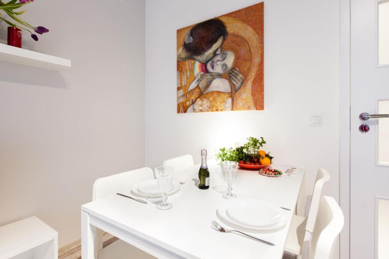 Project Comfort Apartament Dywizjonu 303 175/8 Warszawa Apartman Kültér fotó